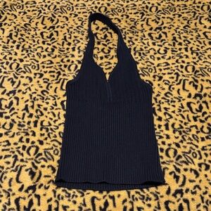 Guess Halter Top🖤✨